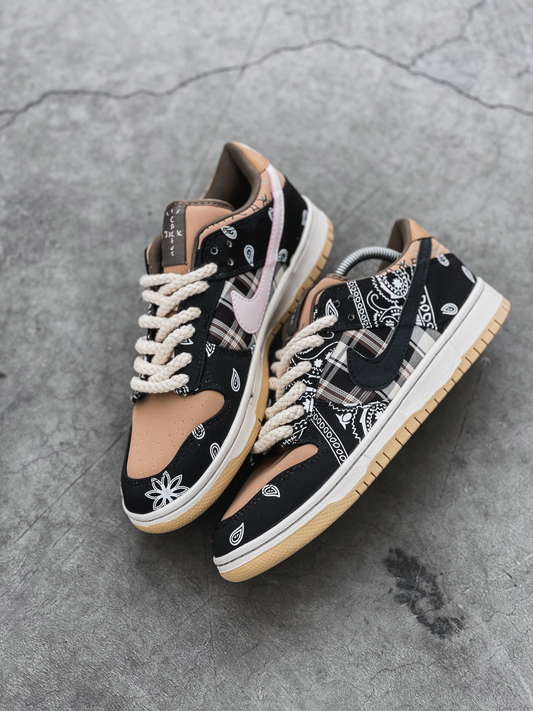 Nike SB Dunk X Travis Scott