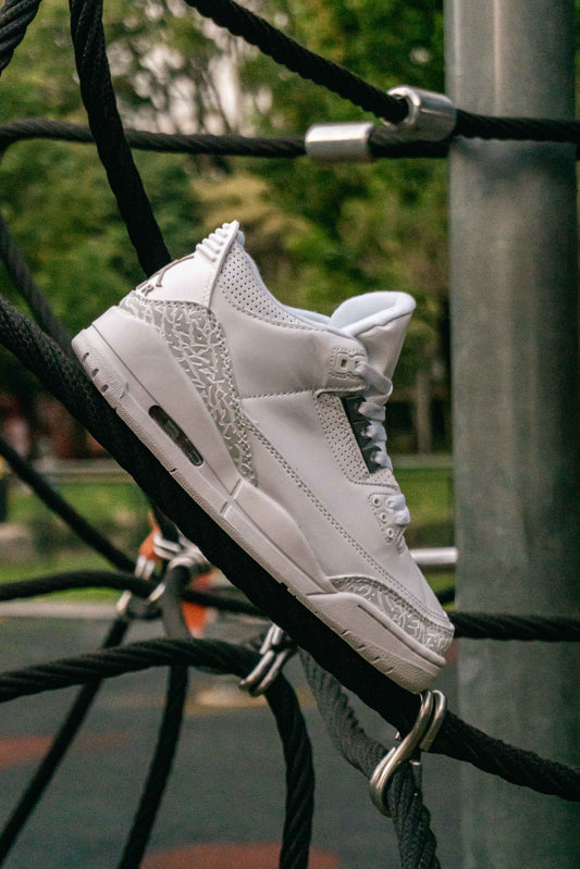 Air Jordan Retro 3 Pure White