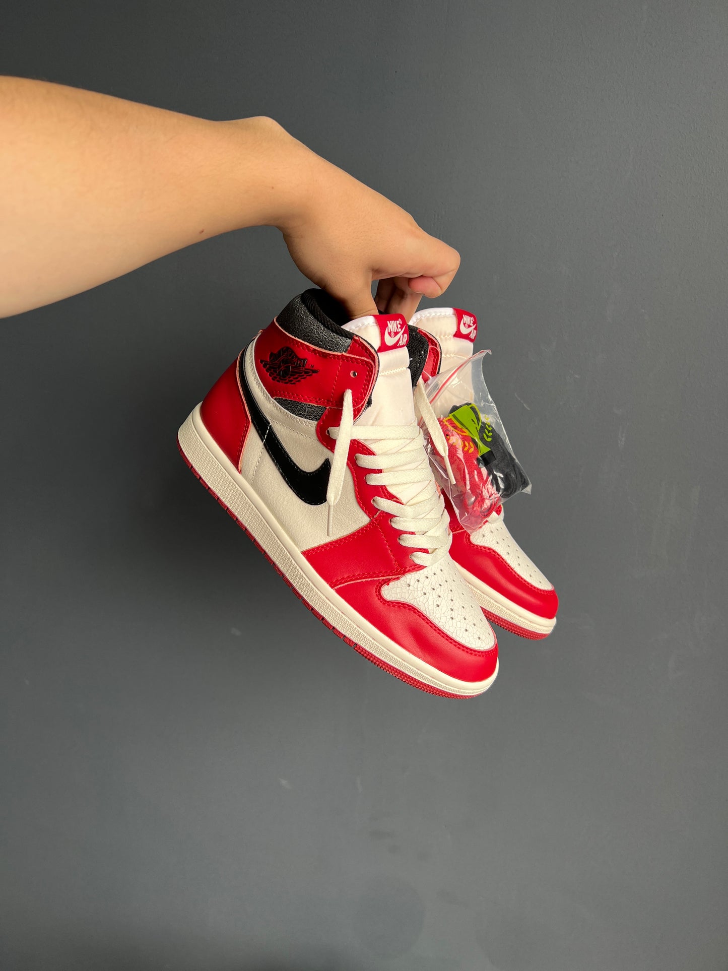 Nike Air Jordan Retro 1 Lost And Found