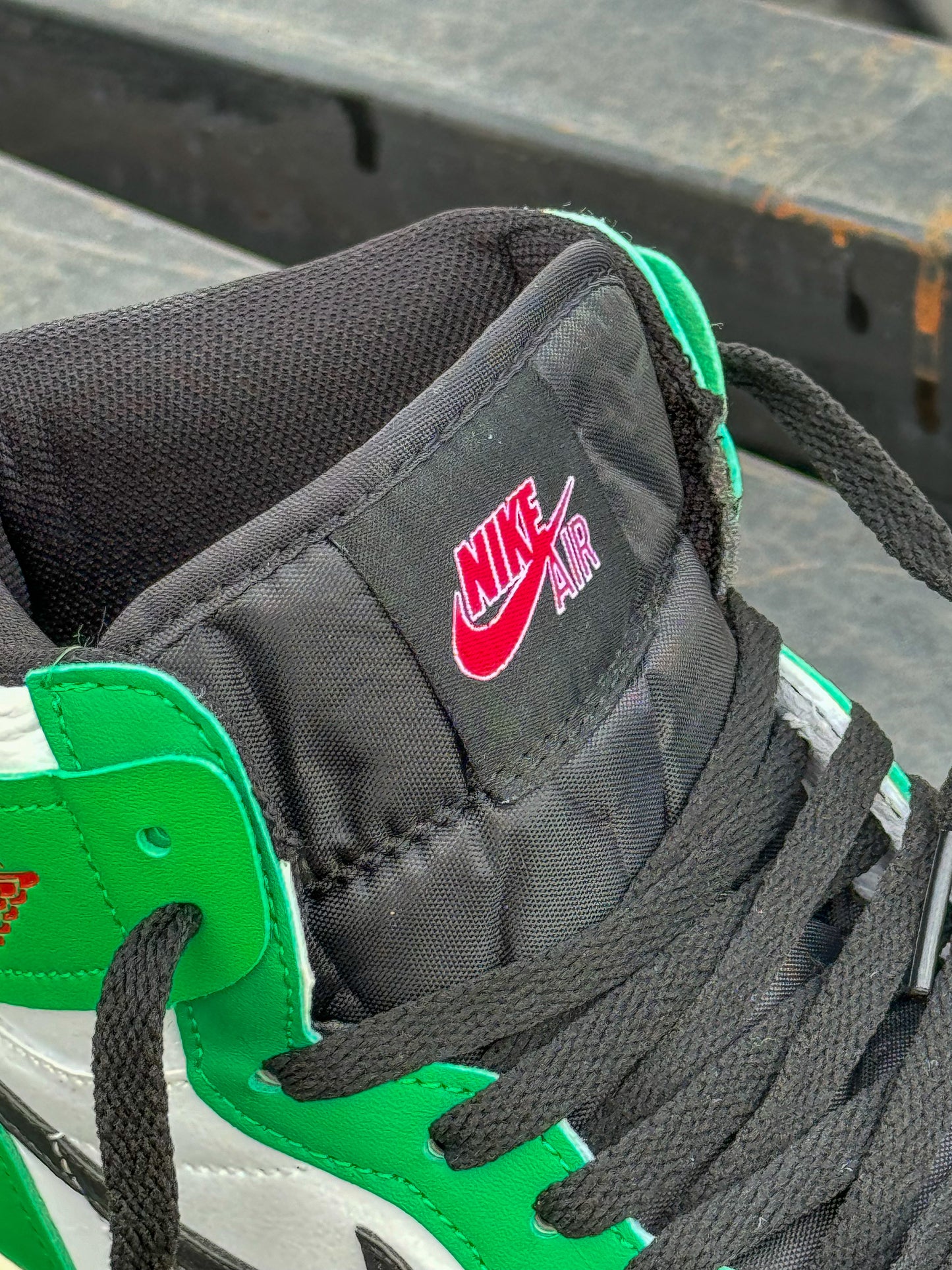 Nike Air Jordan High Retro 1 OG Lucky Green