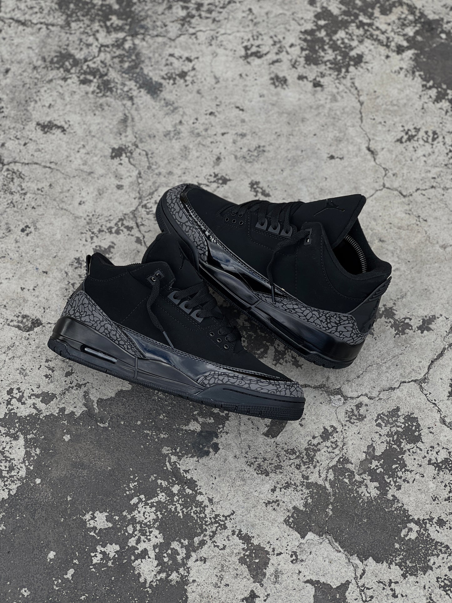 Nike Air Jordan Retro 3 "Black Cat"