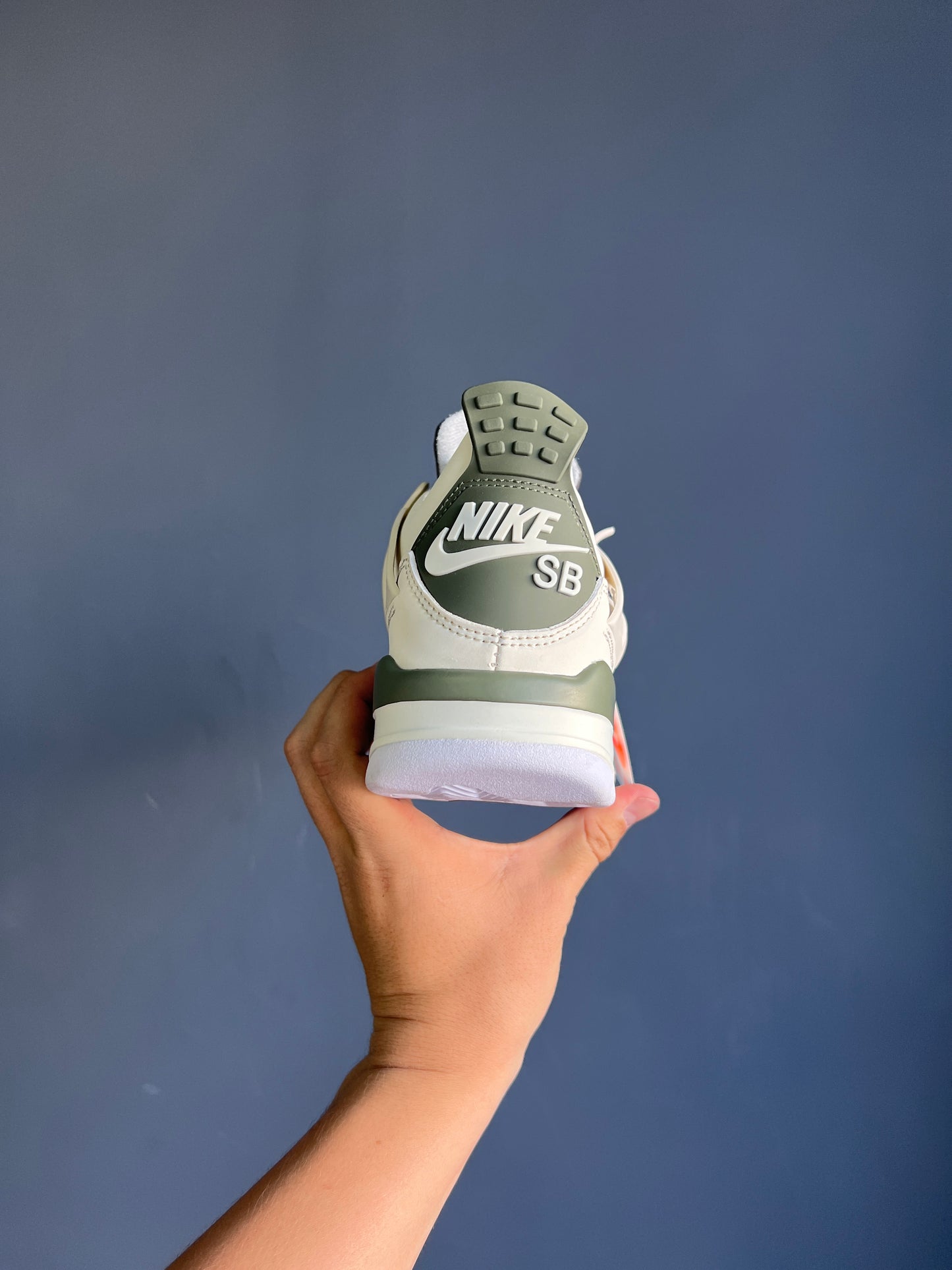 Nike Air Jordan Retro 4