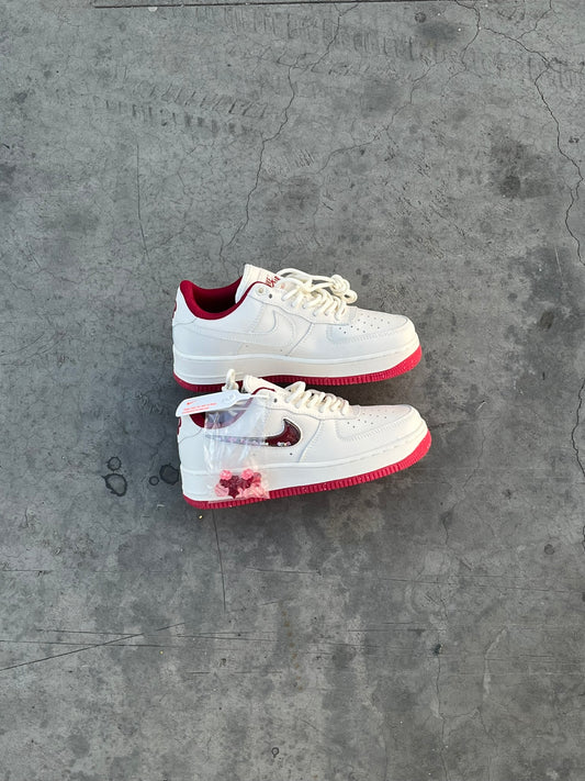 NIKE AIR FORCE ONE