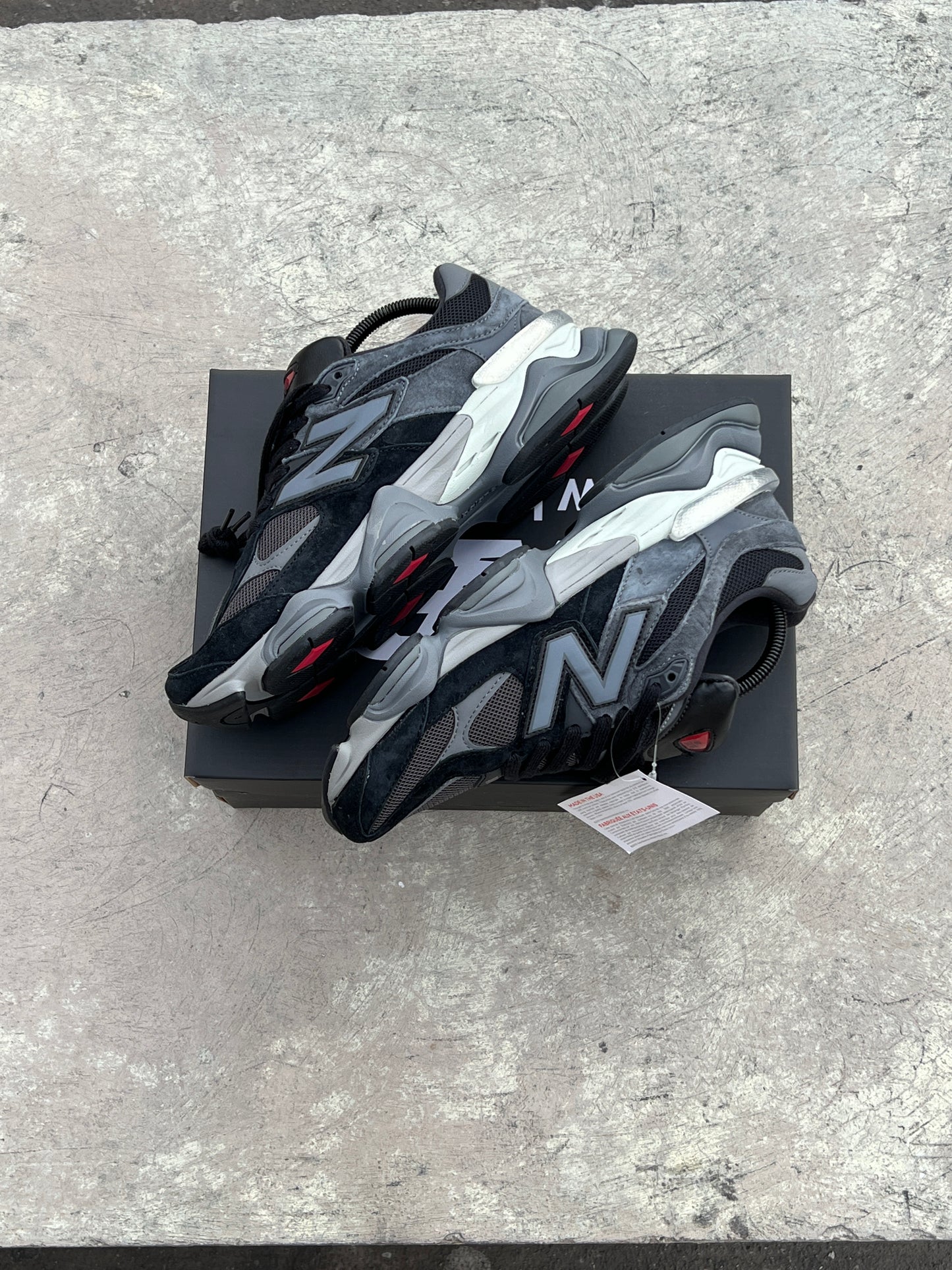 New Balance 9060