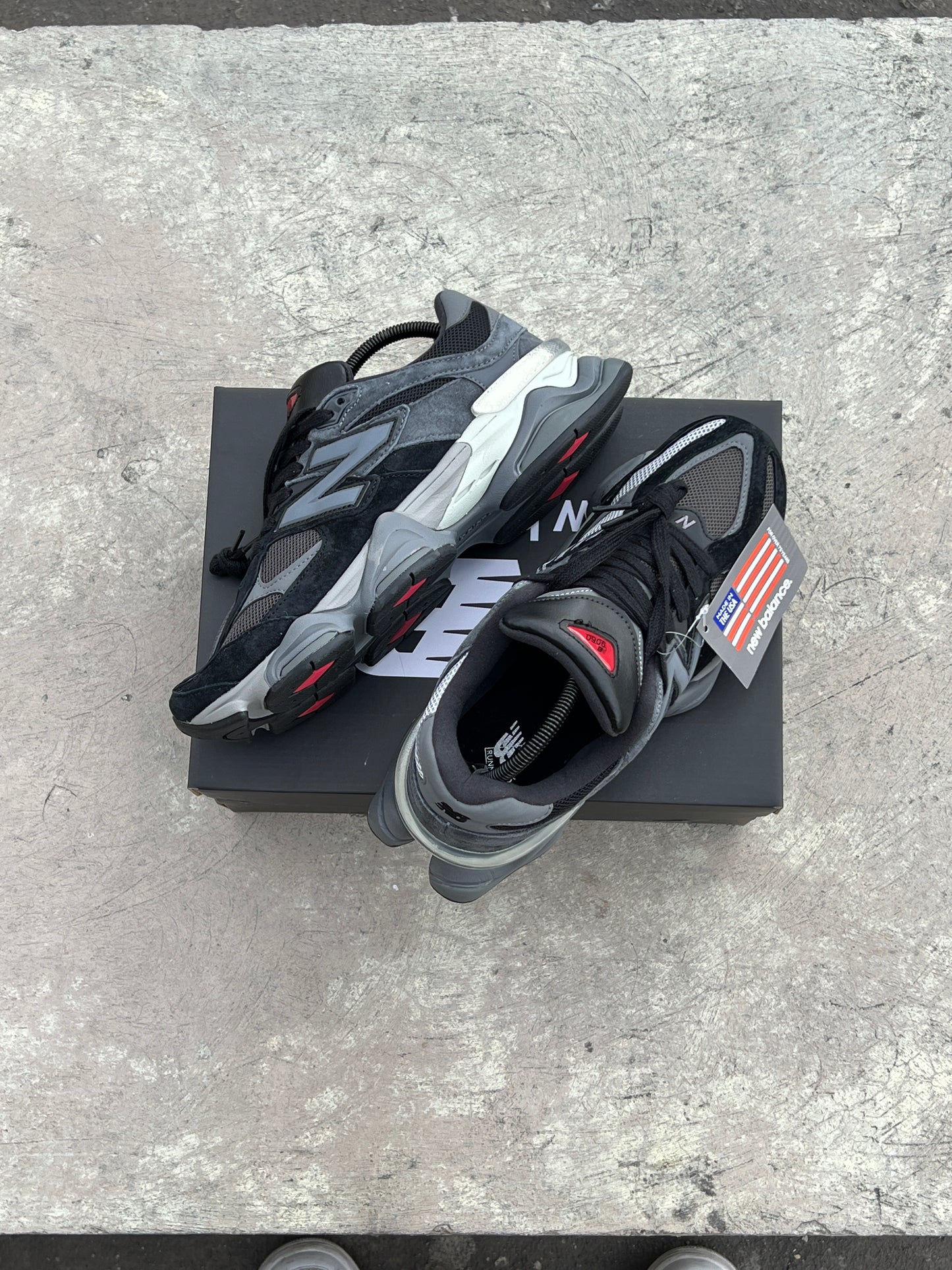 New Balance 9060