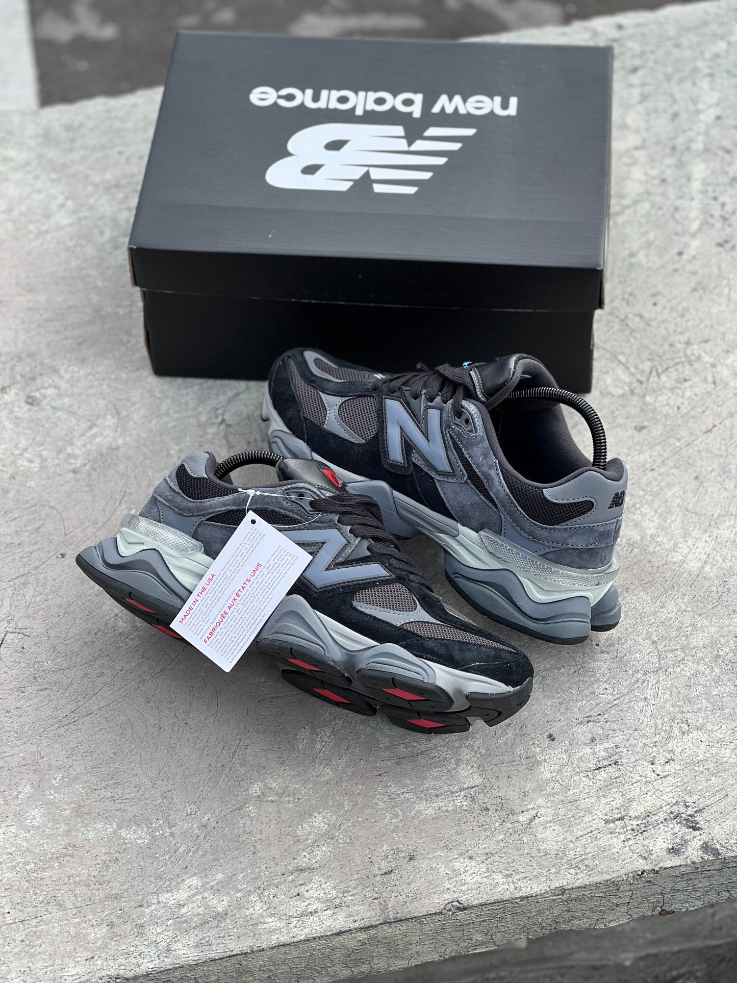 New Balance 9060