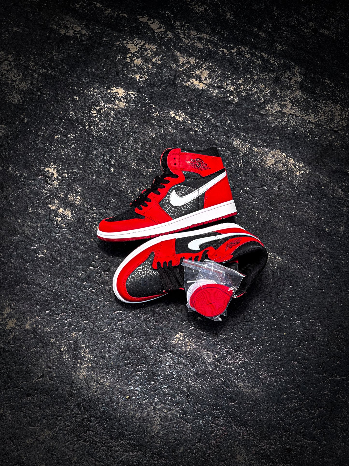 Nike Air Jordan Retro 1 X Spider Man