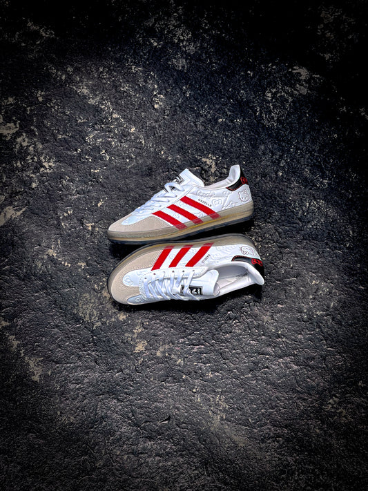 Adidas Originales X Hello Kitty Gazelle