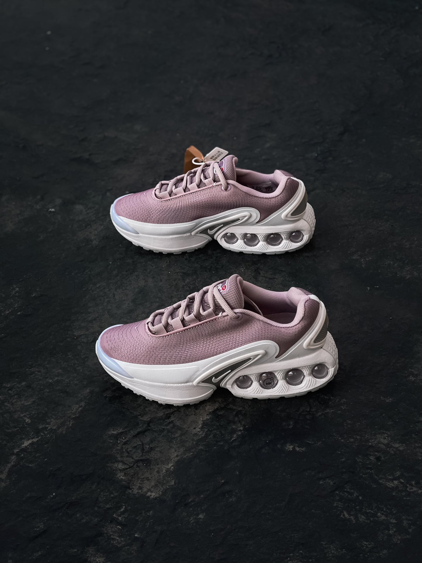 Nike Air Max DN Pink