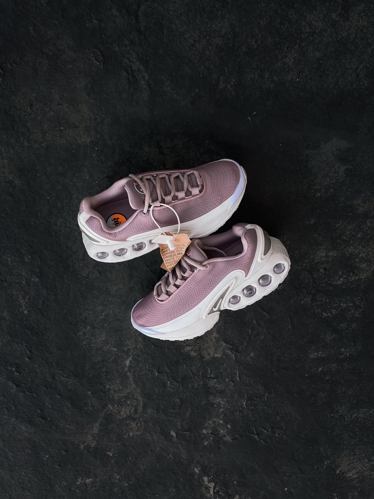 Nike Air Max DN Pink