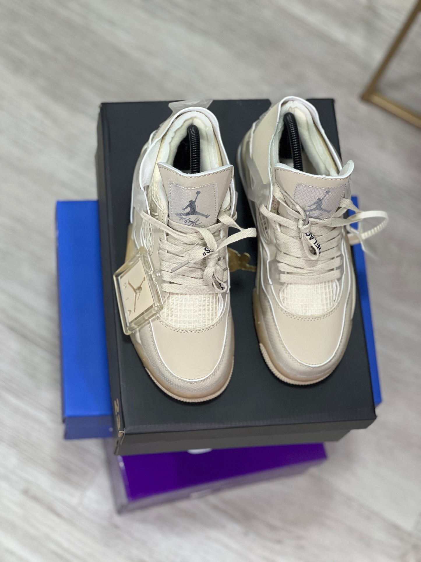 Jordan Retro 4