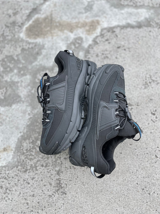 Nike Zoom Vomero 5 Roam