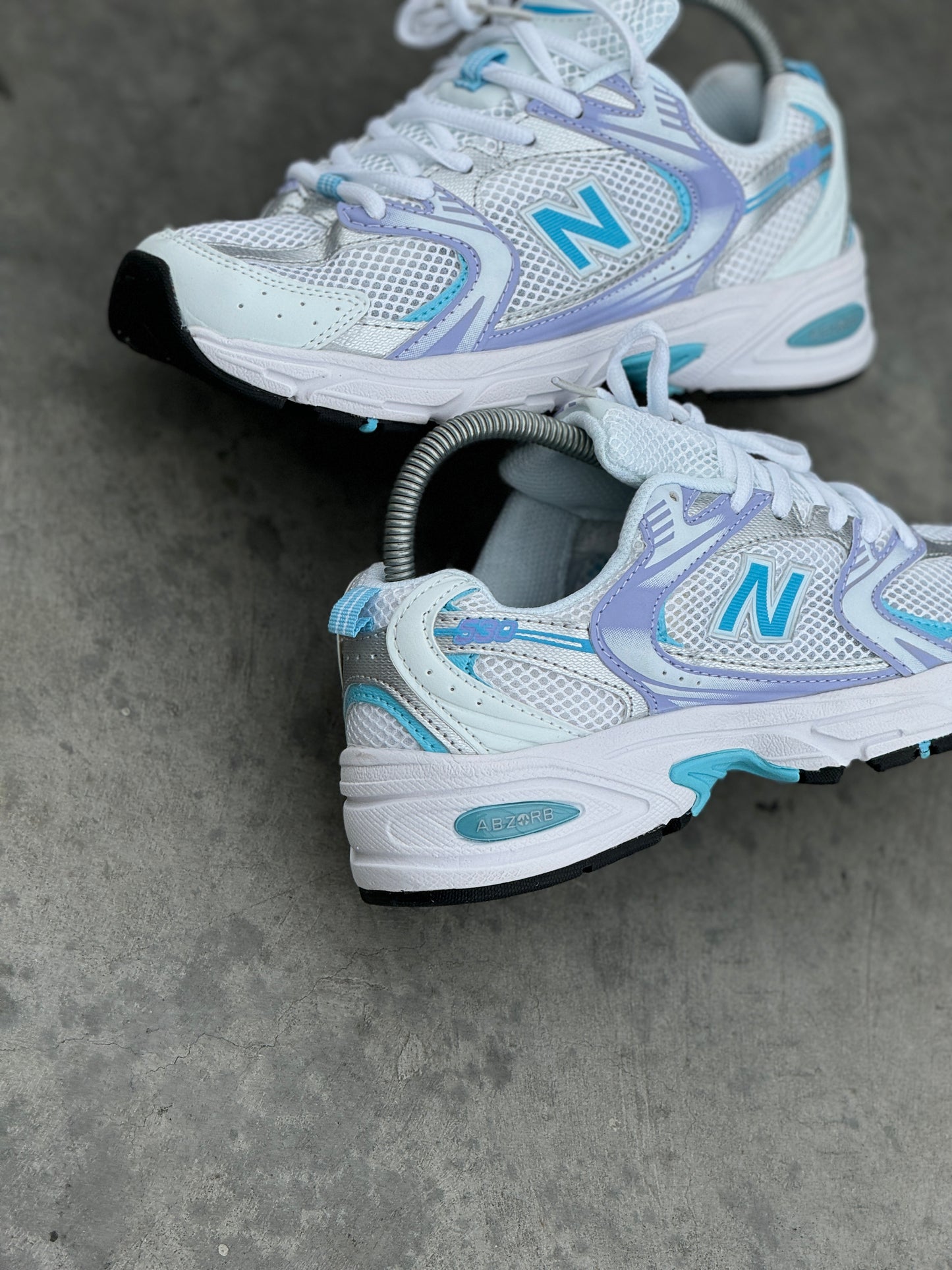 NEW BALANCE 530