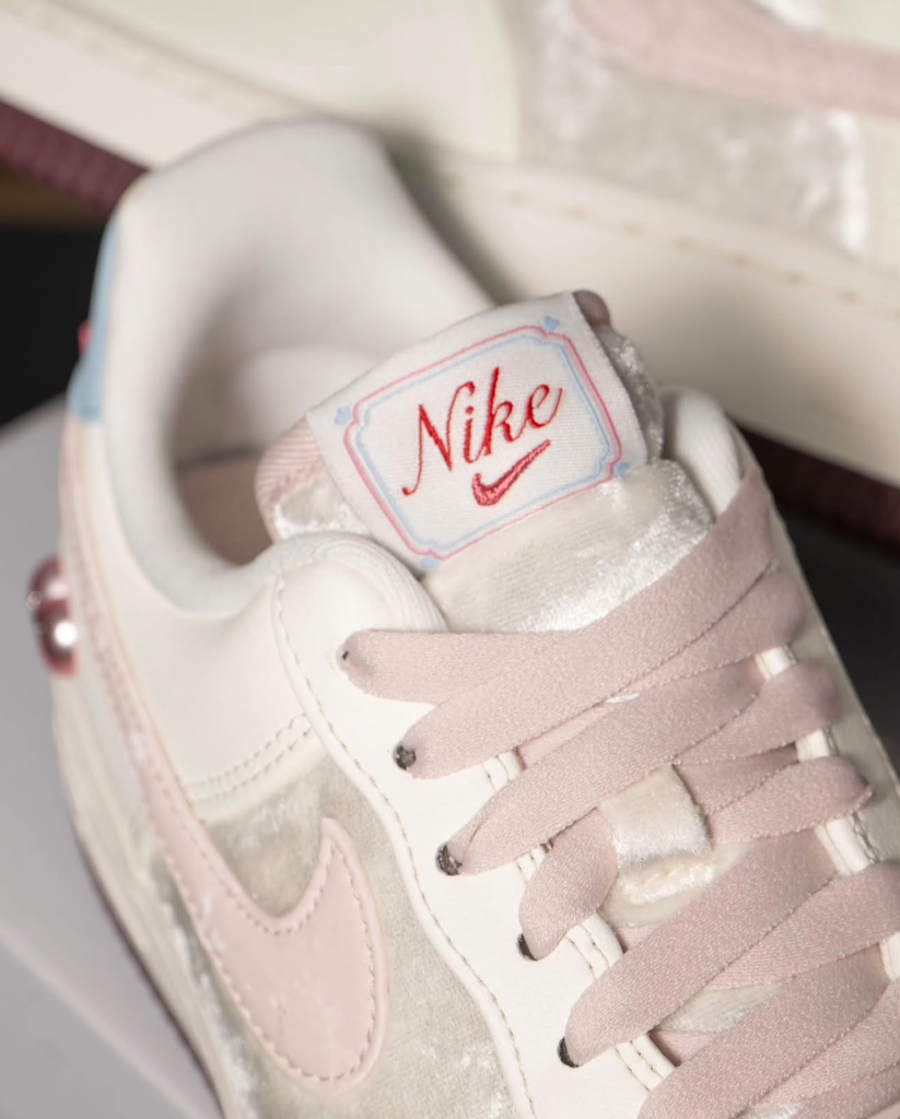 Nike Air Force 1 Low "Valentine's Day"
