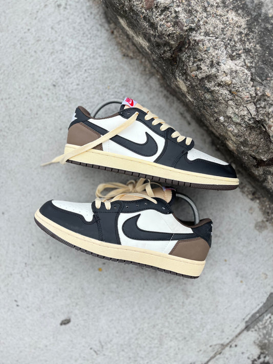 Air Jordan Retro 1 Low