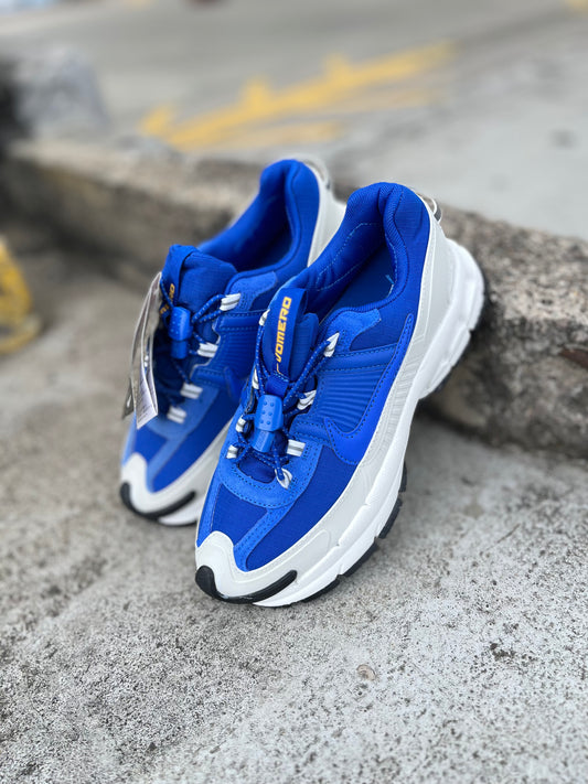 Nike Zoom Vomero 5 Roam