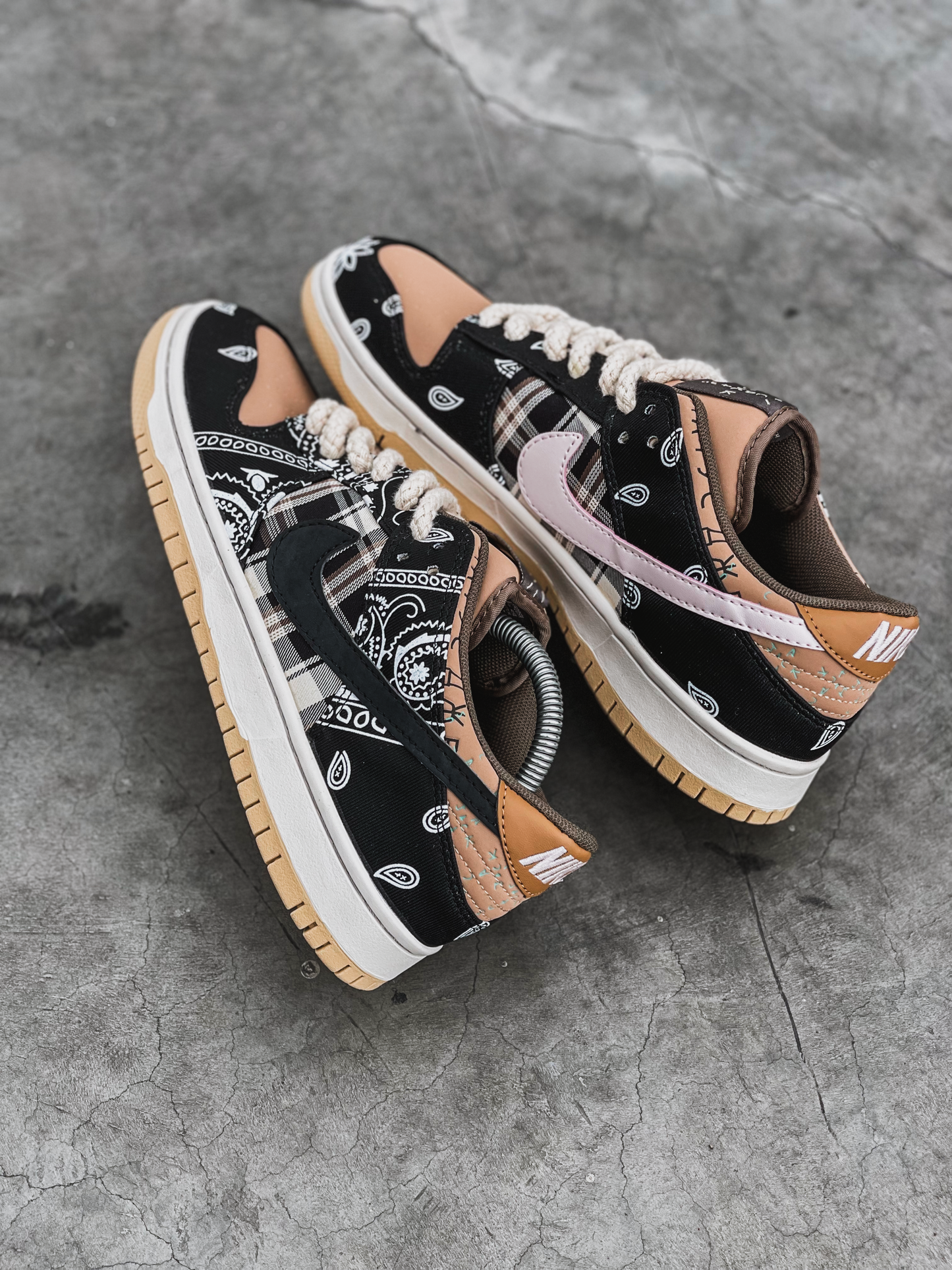 Nike SB Dunk X Travis Scott