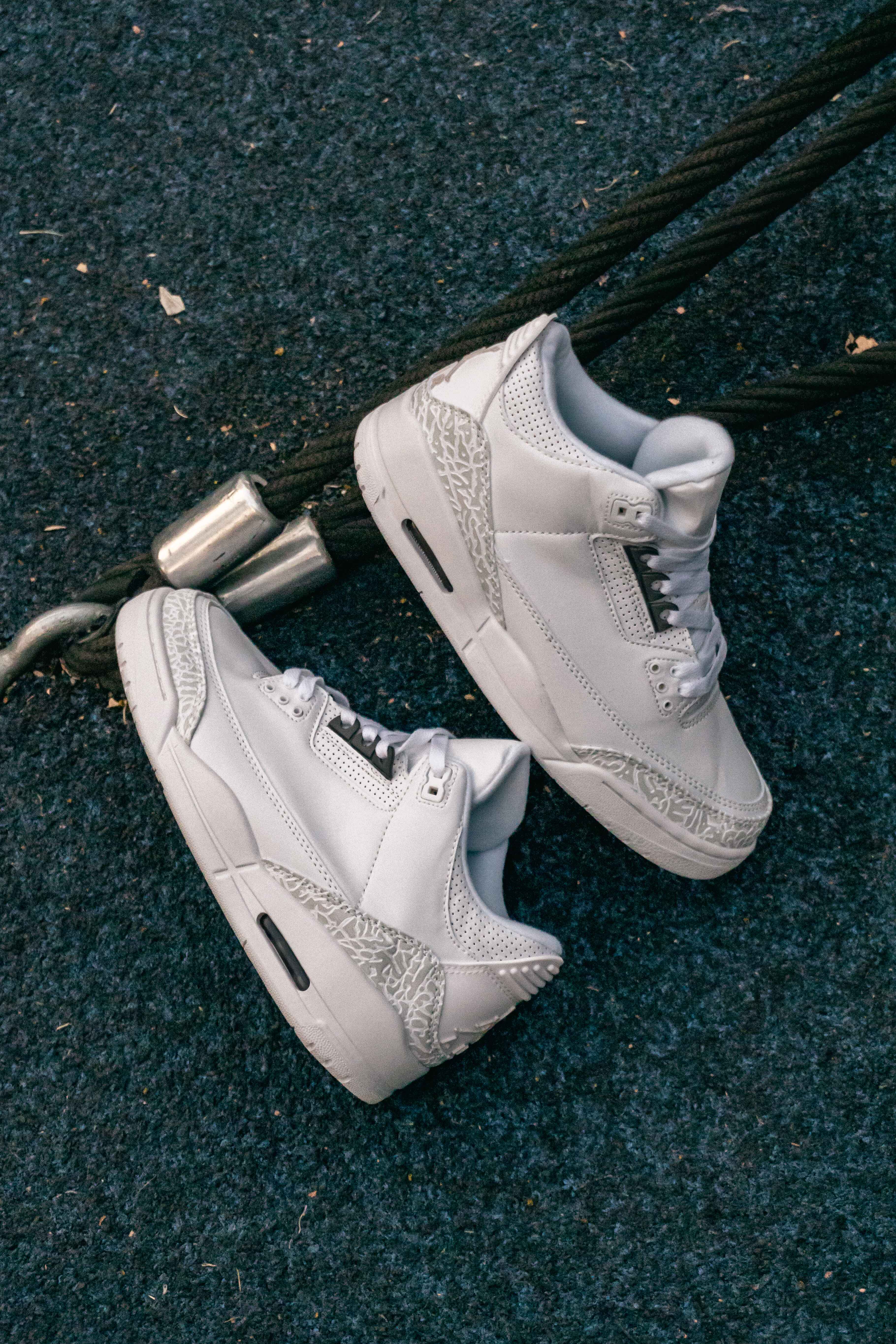 Air Jordan Retro 3 Pure White