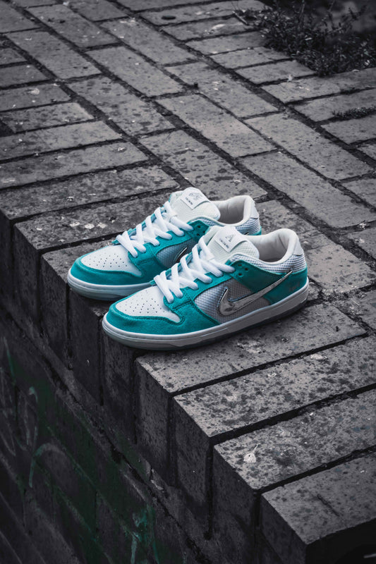 Nike Sb Dunk Low April