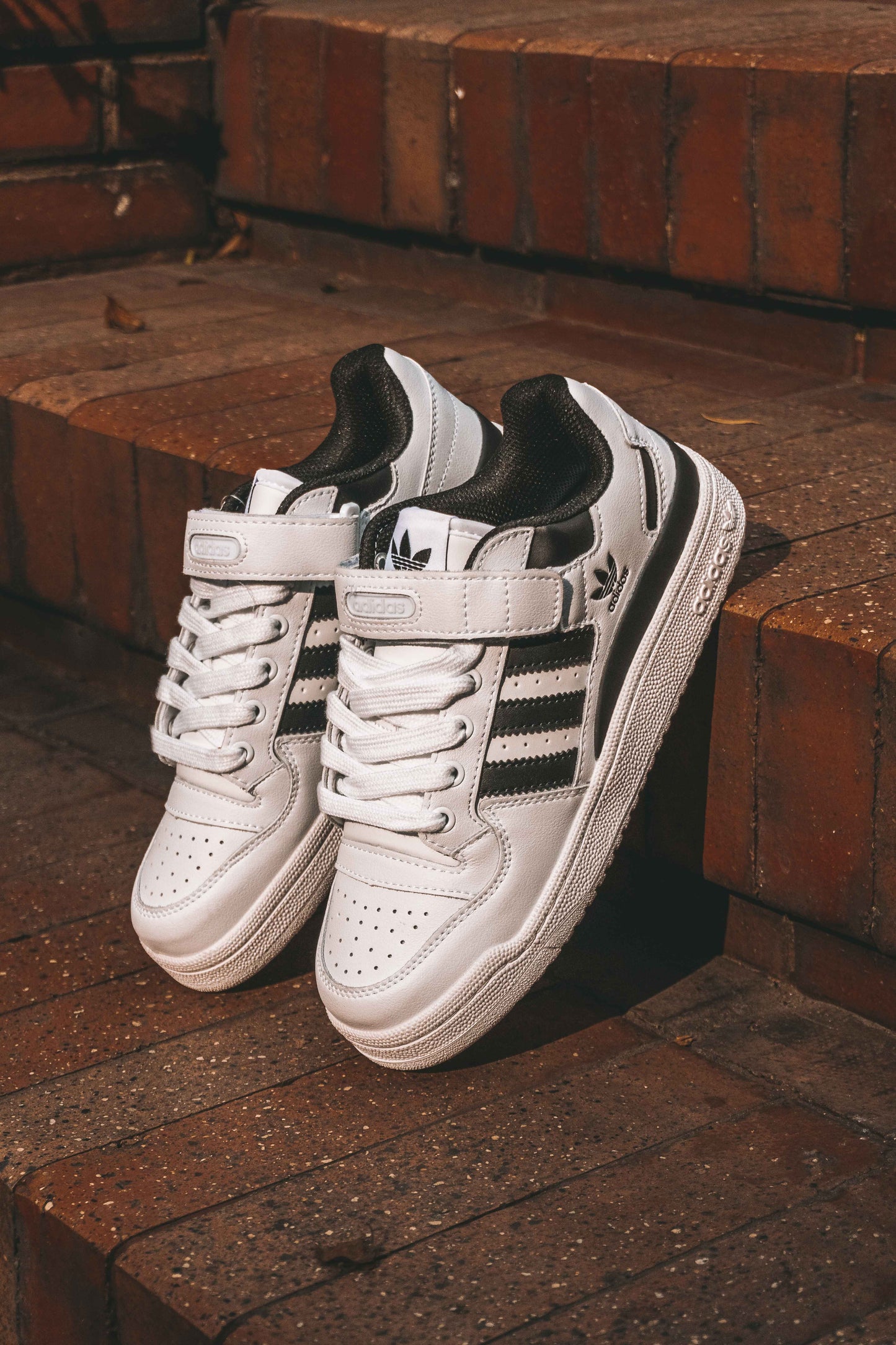 Adidas Forum Low Black and White