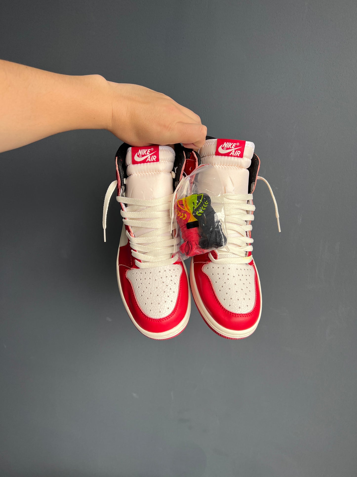 Nike Air Jordan Retro 1 Lost And Found