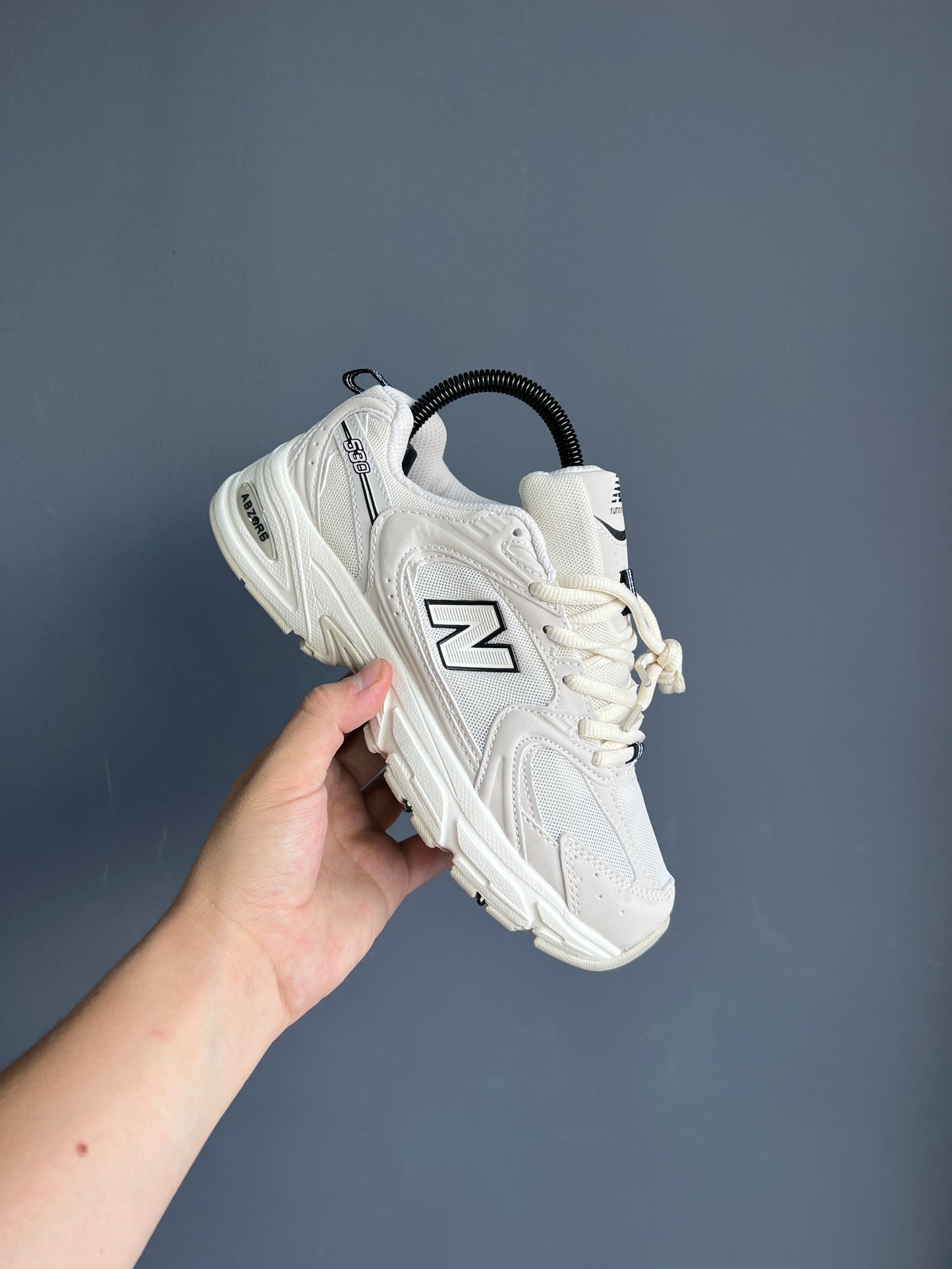 New Balance 530