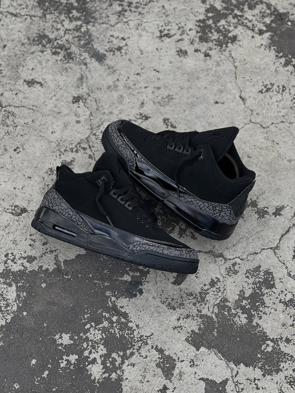 Nike Air Jordan Retro 3 "Black Cat"