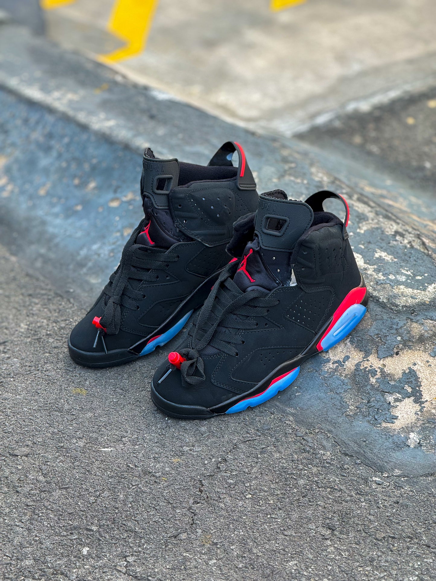 Nike Air Jordan Retro 6 Infrared
