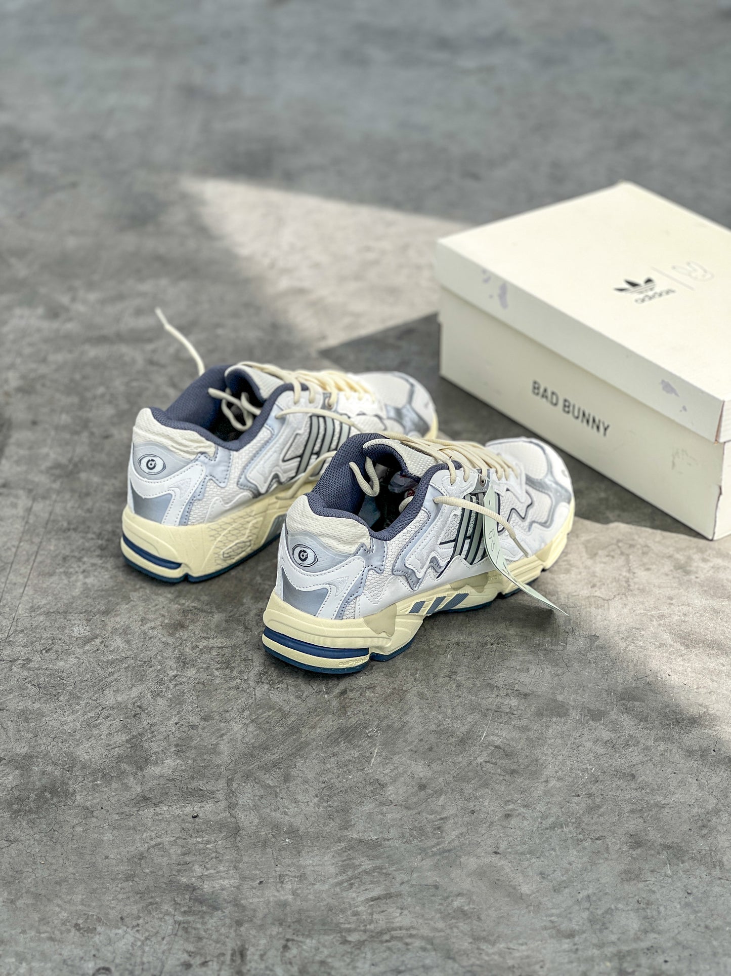 Adidas Forum Responde X Bad Bunny
