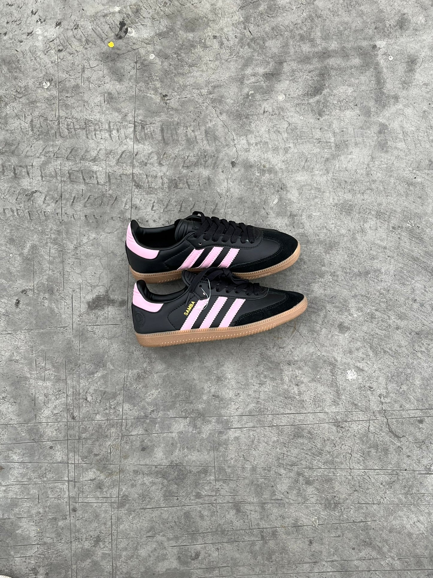 ADIDAS SAMBA