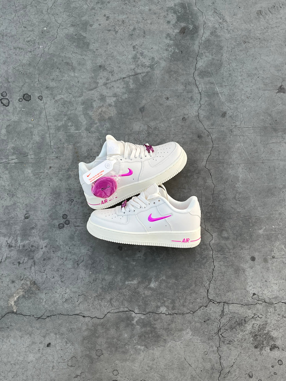 NIKE AIR FORCE ONE