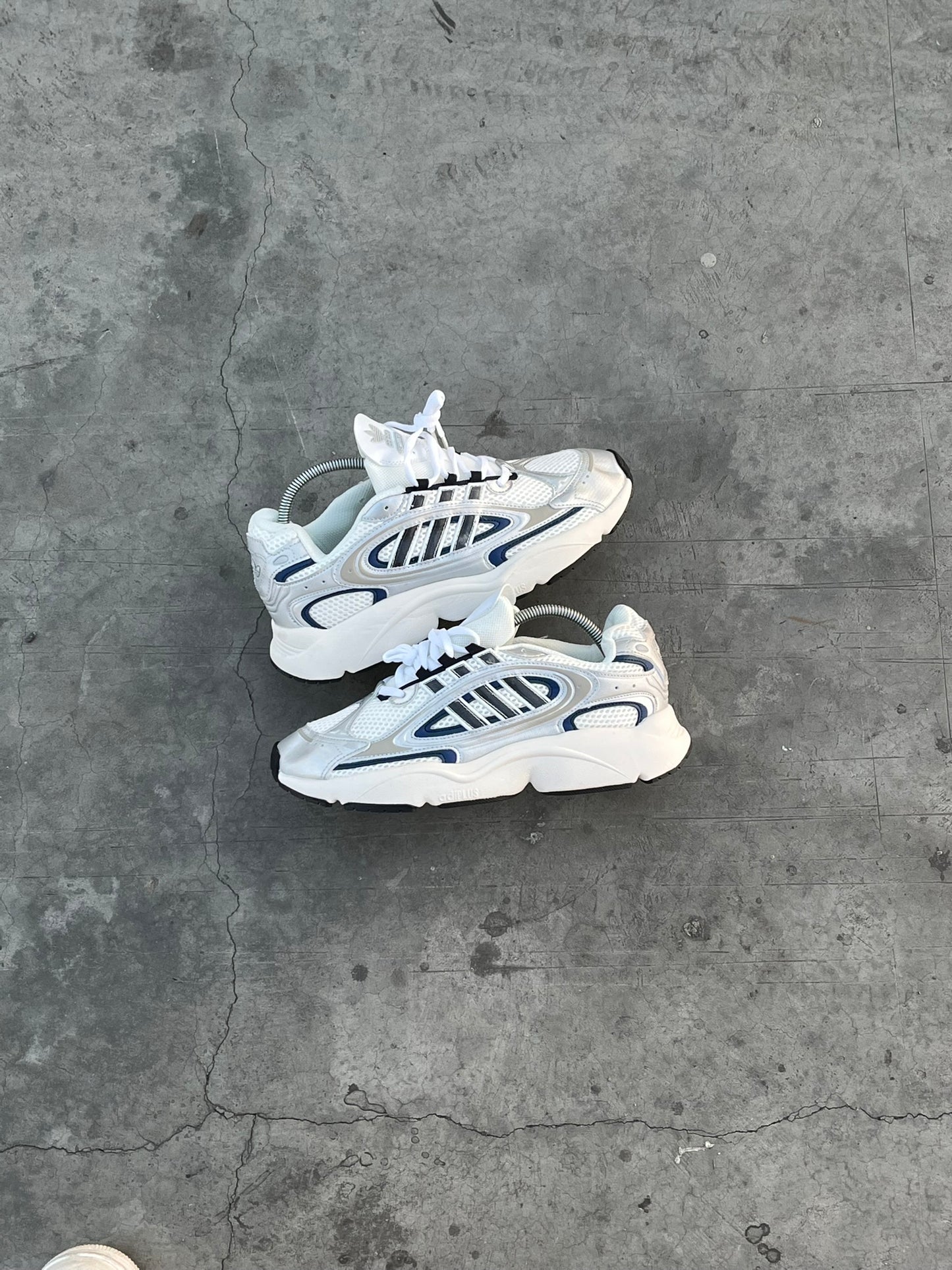 ADIDAS OZMILLEN