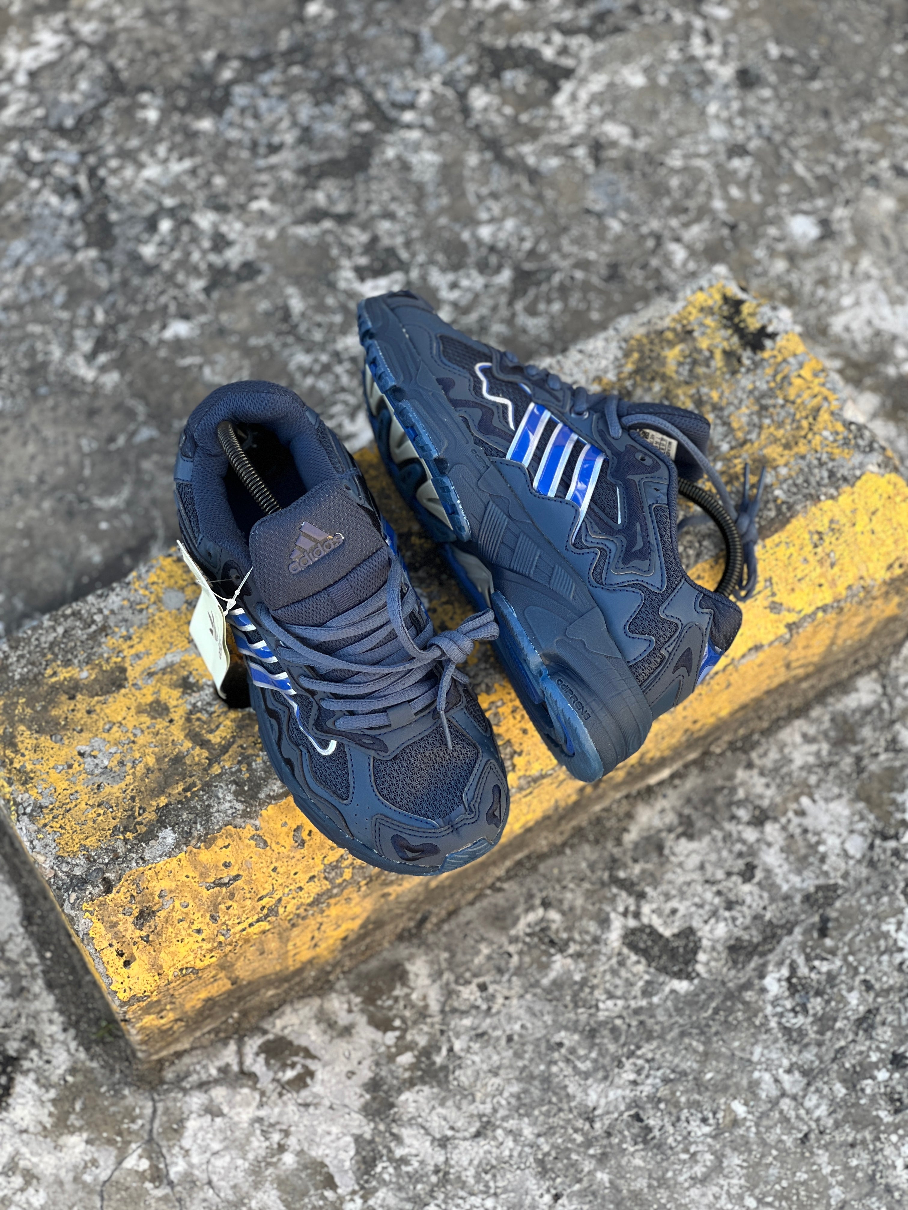 Adidas Response CL Bad Bunny – Neverssad Adidas Response CL Bad Bunny – Neverssad