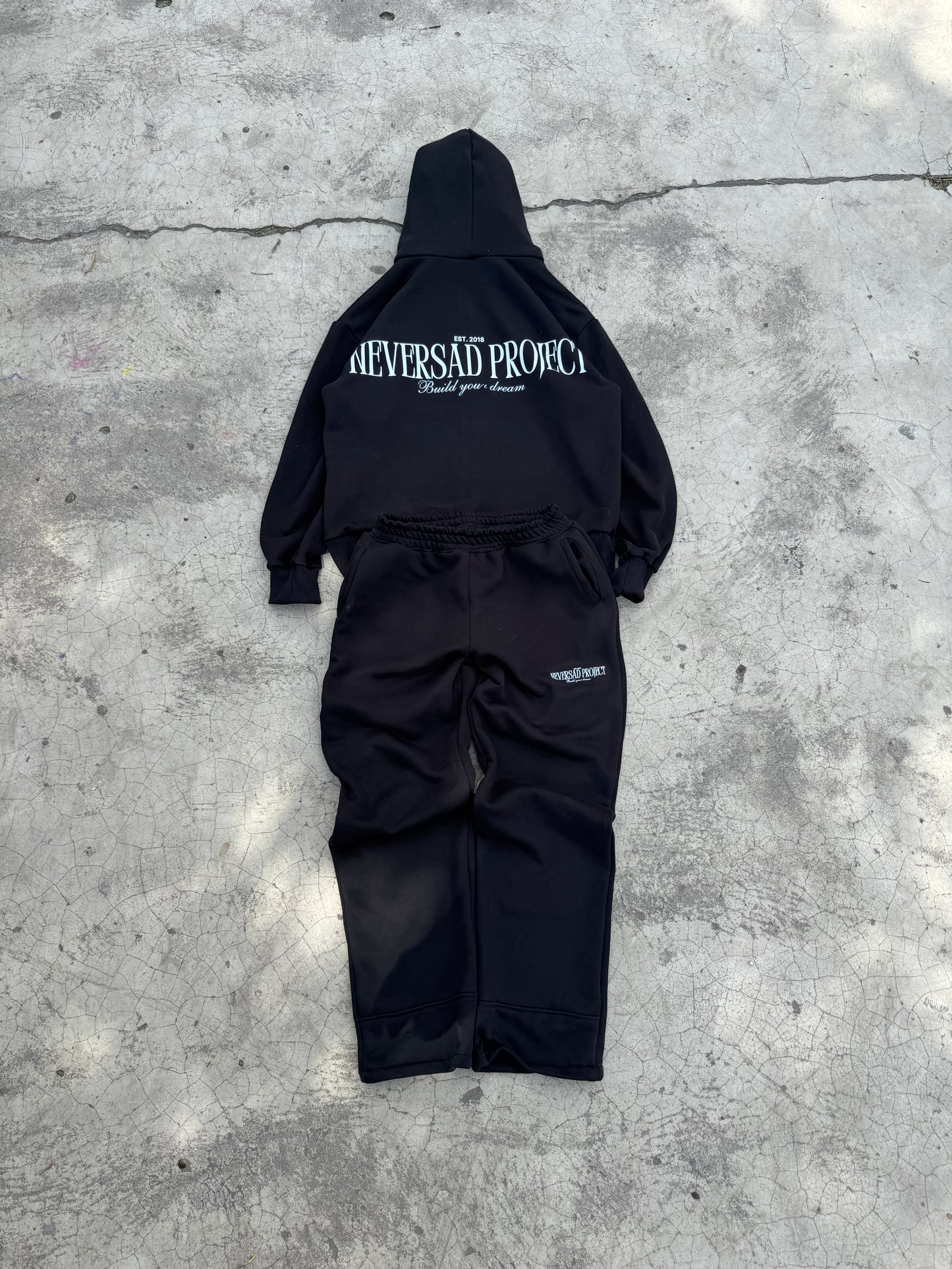 Tracksuit Neversad FW 2025