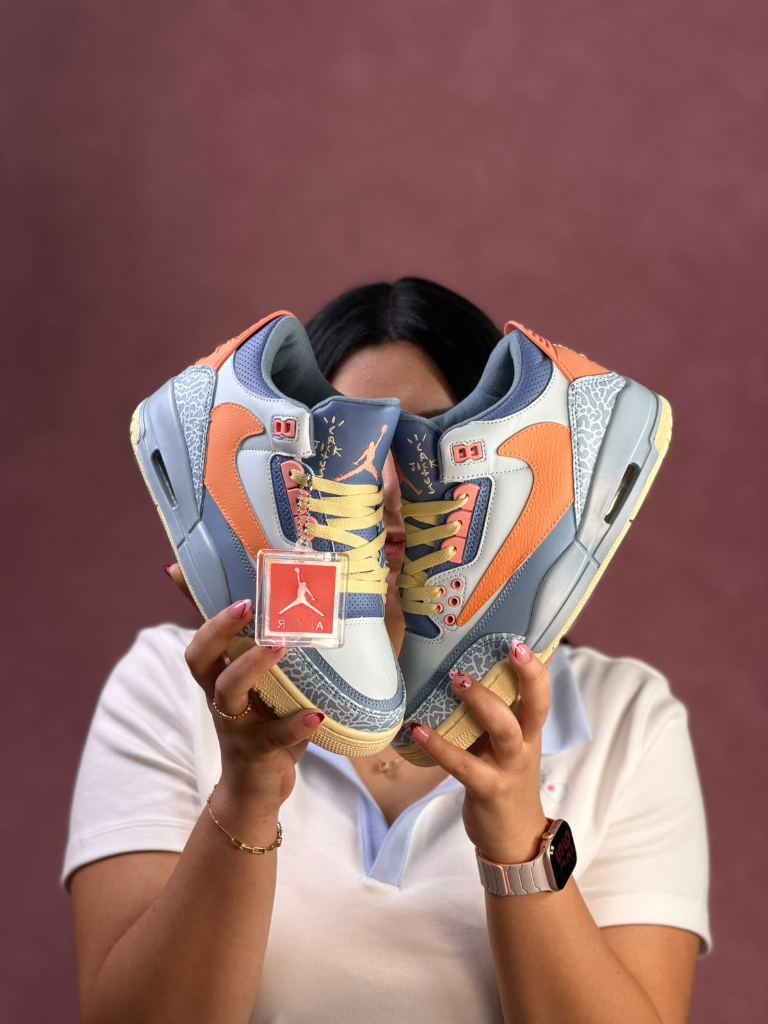Air Jordan 3 Custom "Travis Scott"