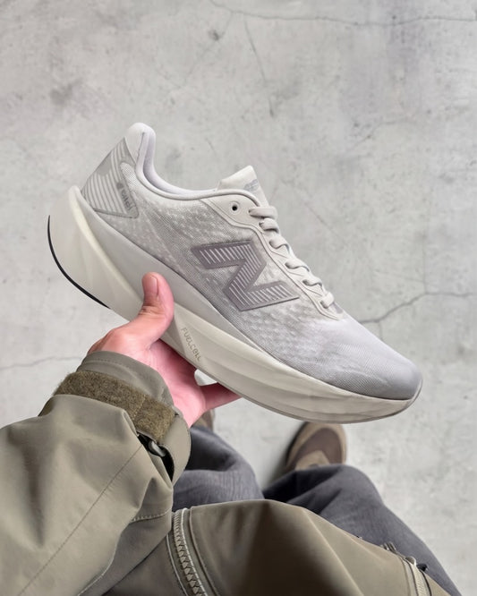 New Balance FuelCell Rebel V5