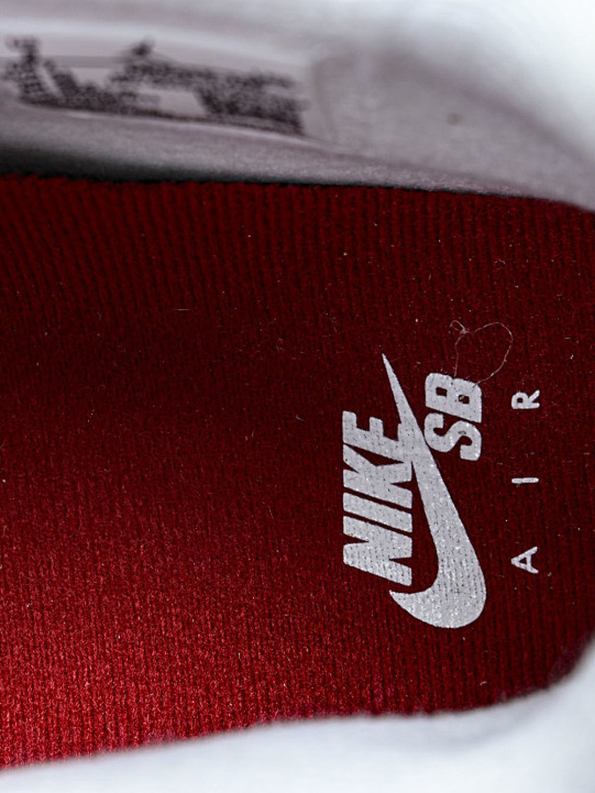 Air Jordan 4 White Fuchsia