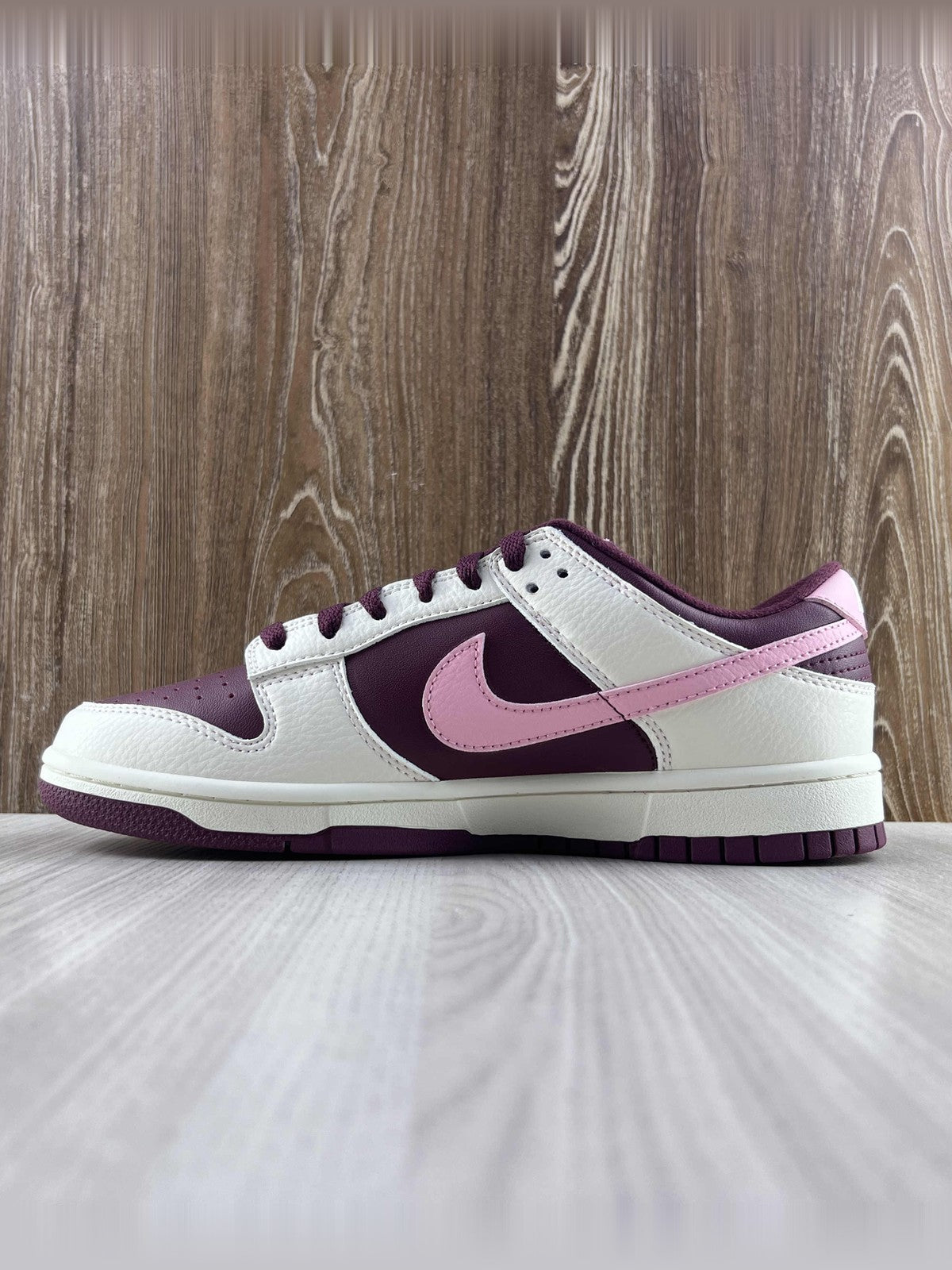 Nike Dunk Low "Burgundy Pink"