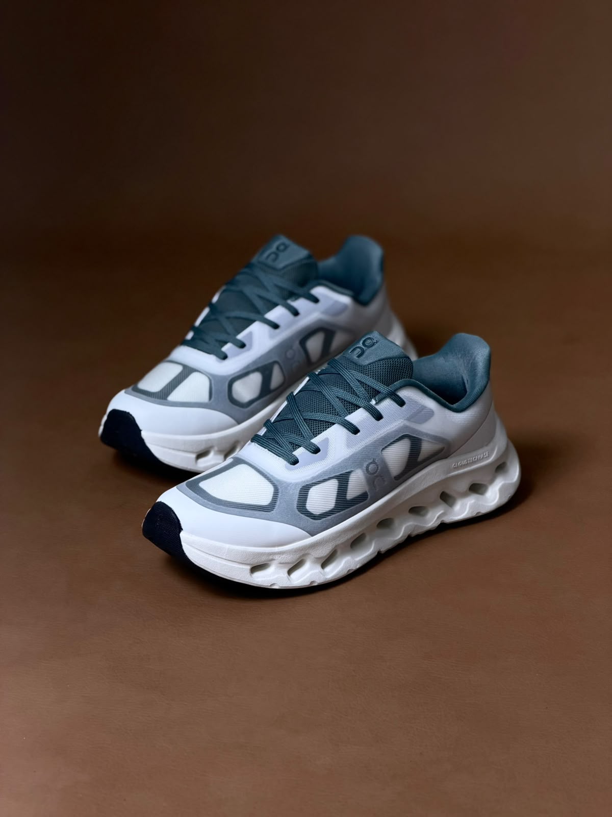 On Cloudtilt "White Teal"