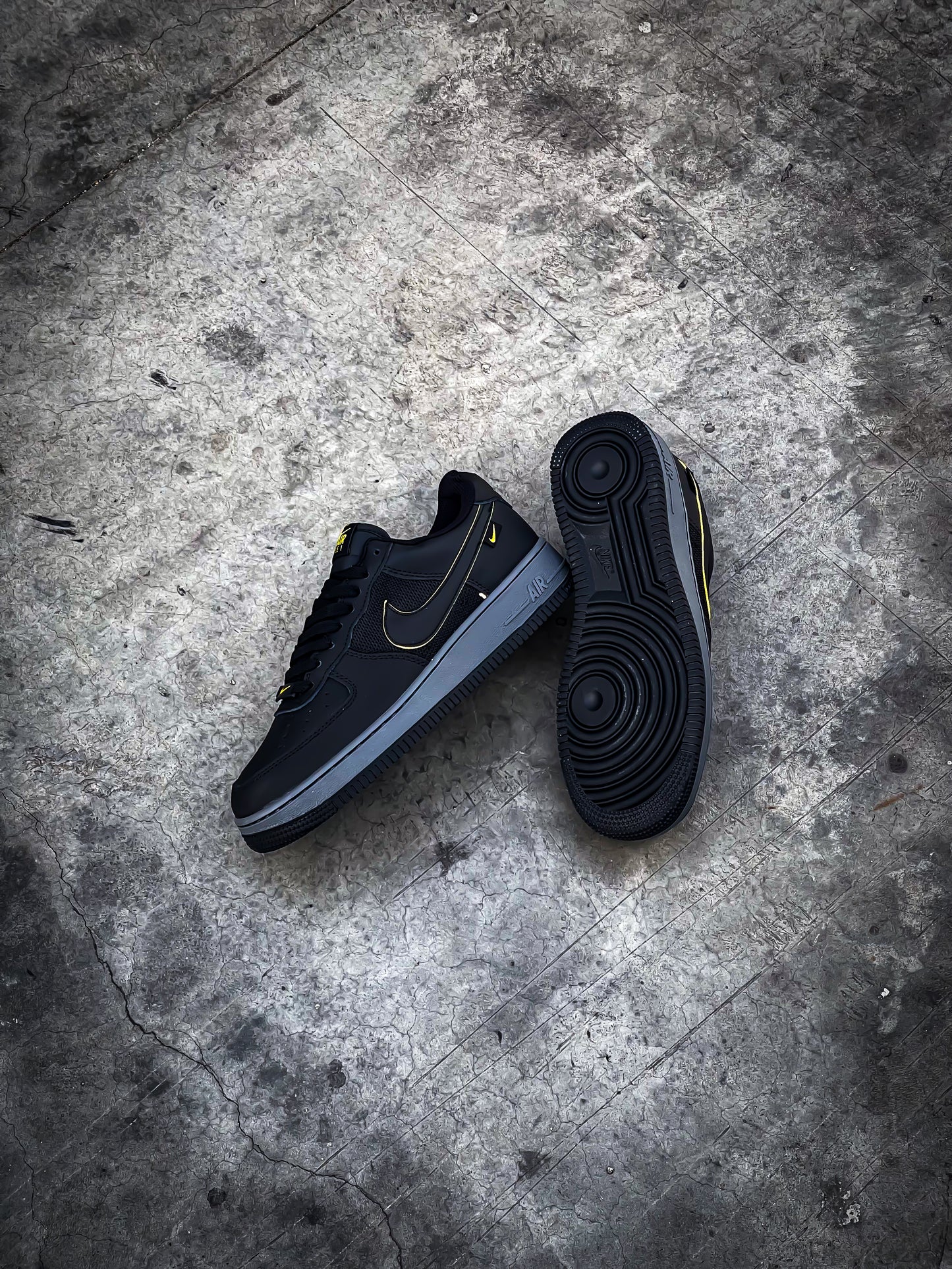 Nike Air Force One Low Black Smoke