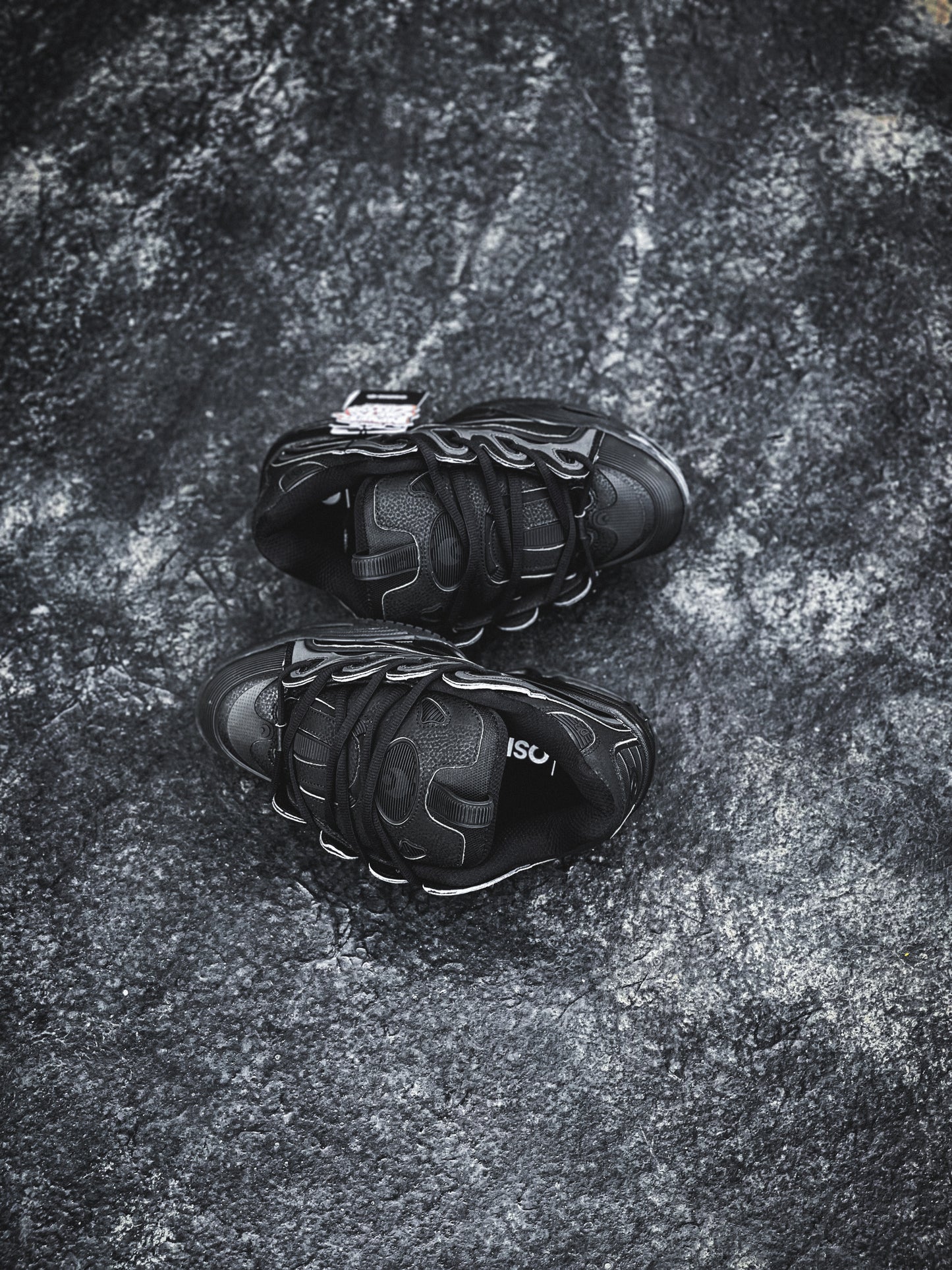 Orisis B3 2001 Black