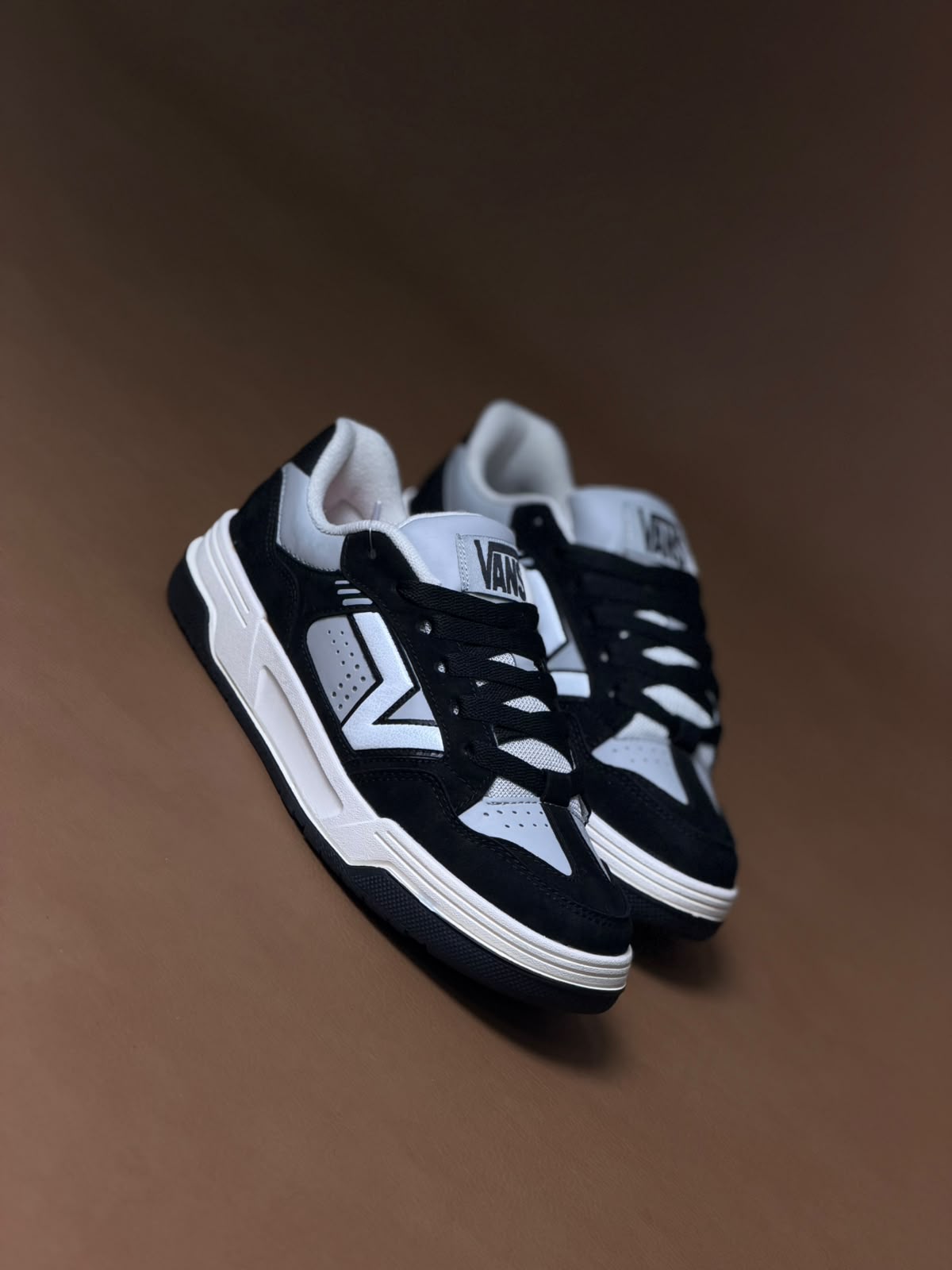 Vans Upland "Black Grey"