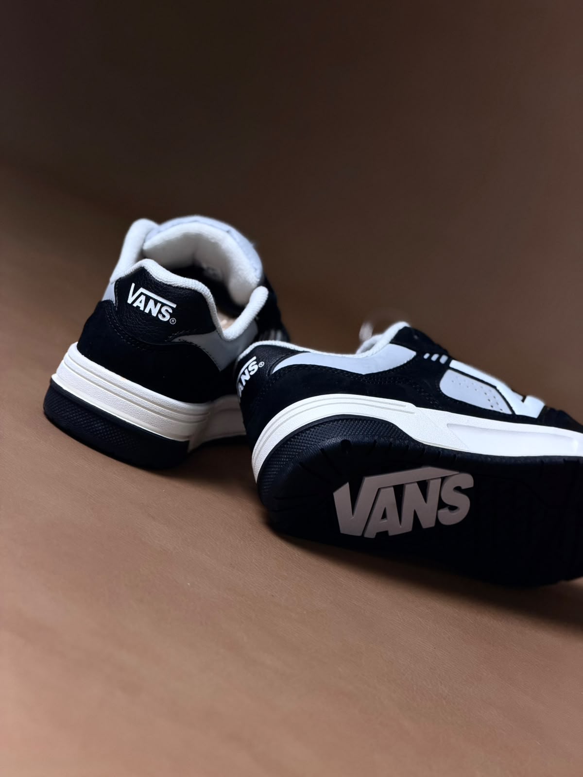 Vans Upland "Black Grey"