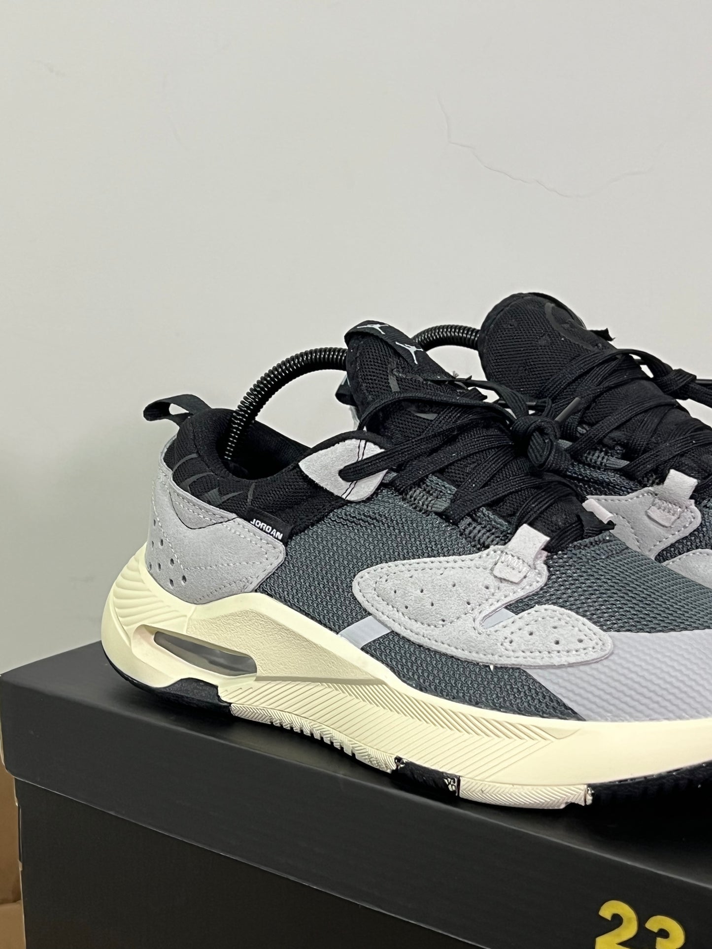 Air Jordan Cadence