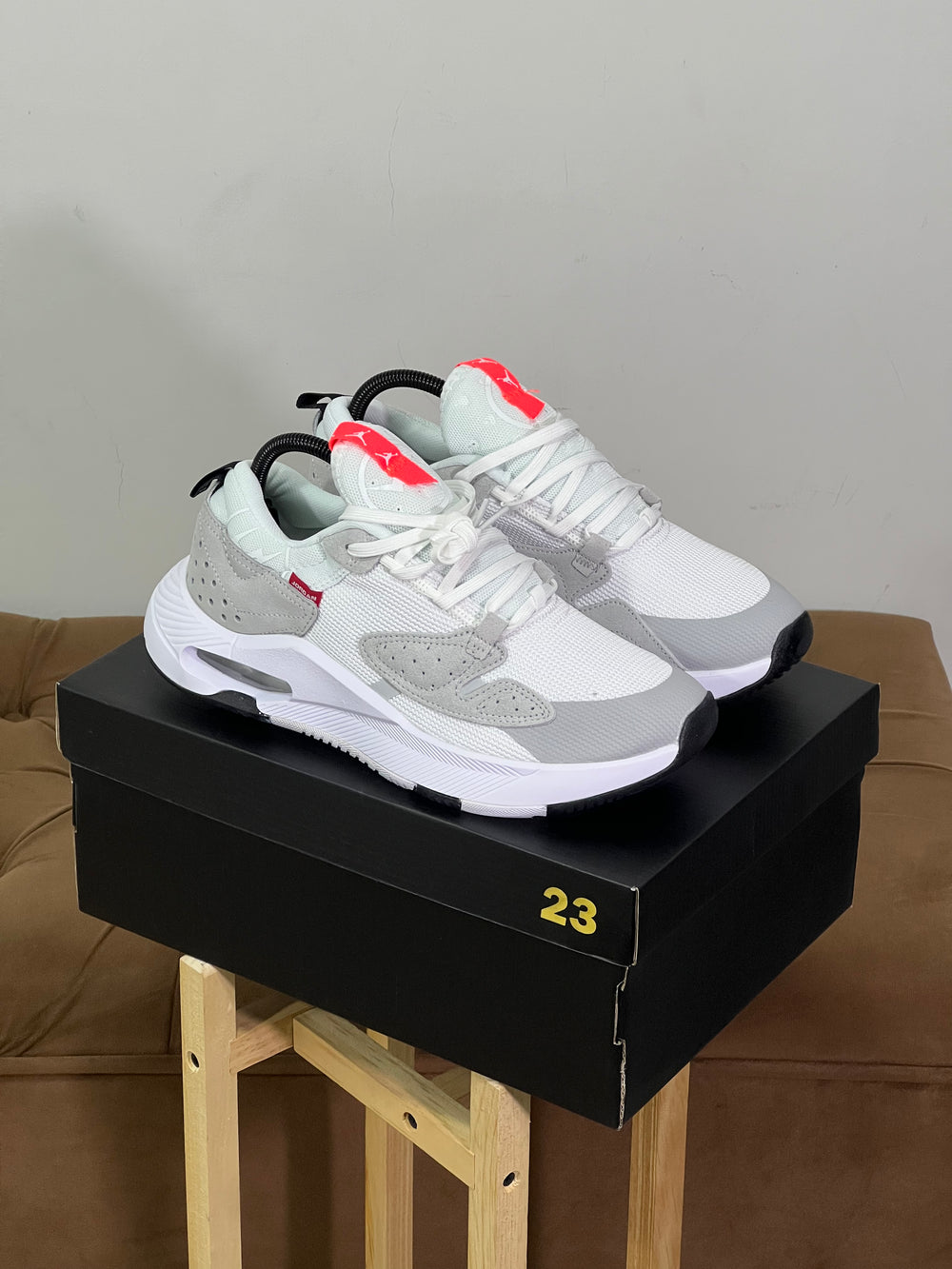 Air Jordan Cadence