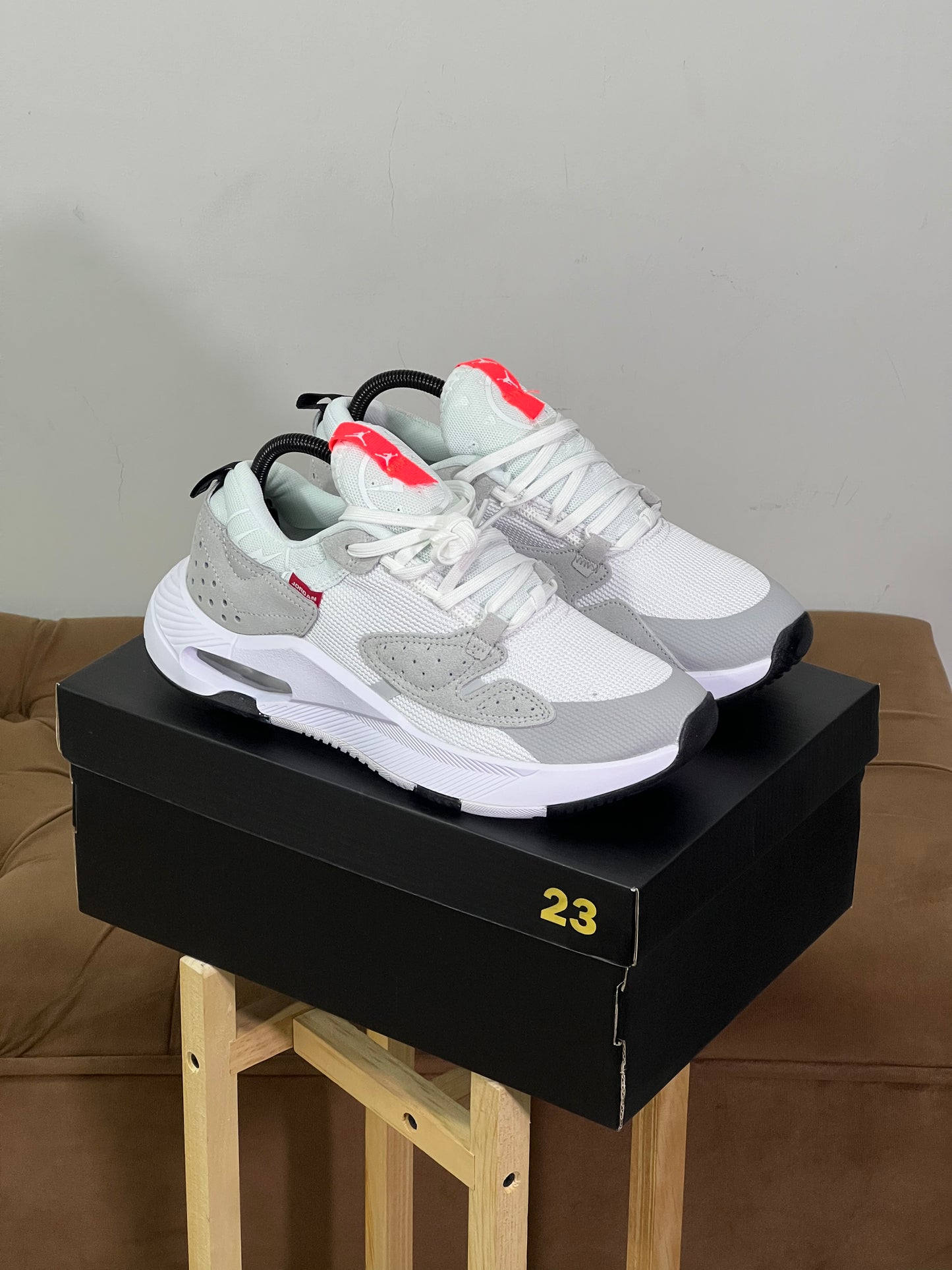 Air Jordan Cadence