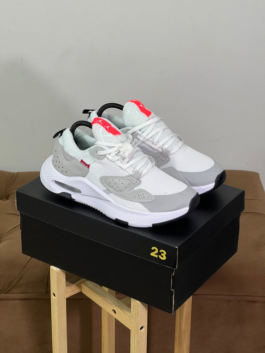 Air Jordan Cadence