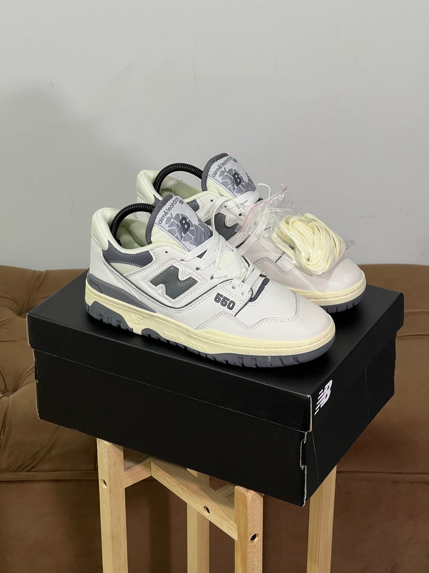 New Balance 550