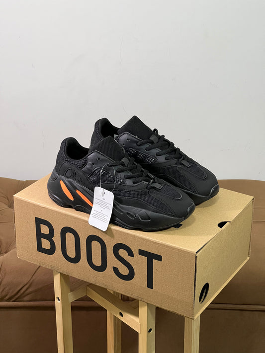 Adidas Yeezy 700