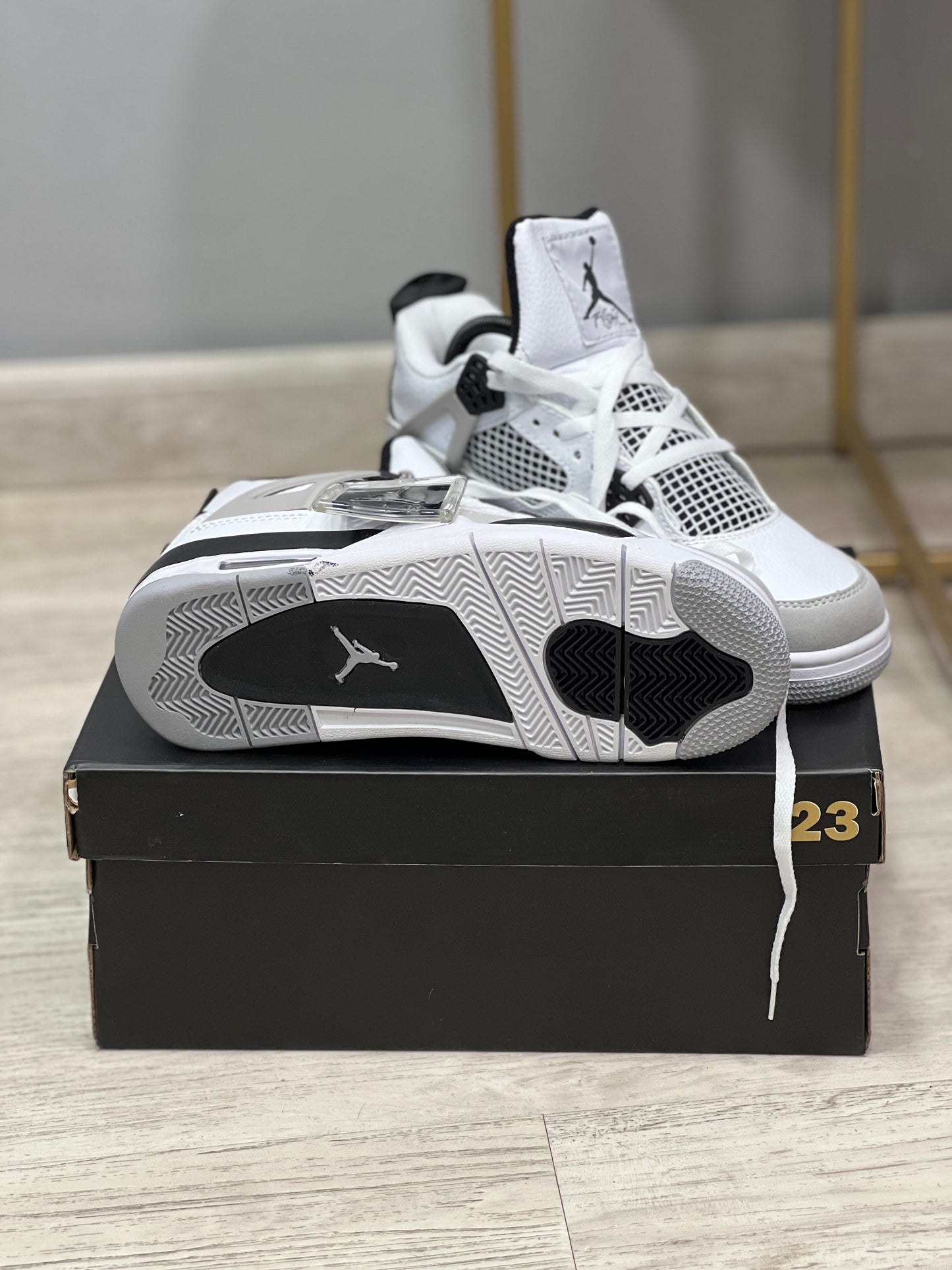Jordan Retro 4